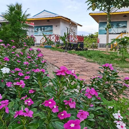 Shunde Palm Resort 仙本那顺德人家棕榈园 المظهر الخارجي الصورة